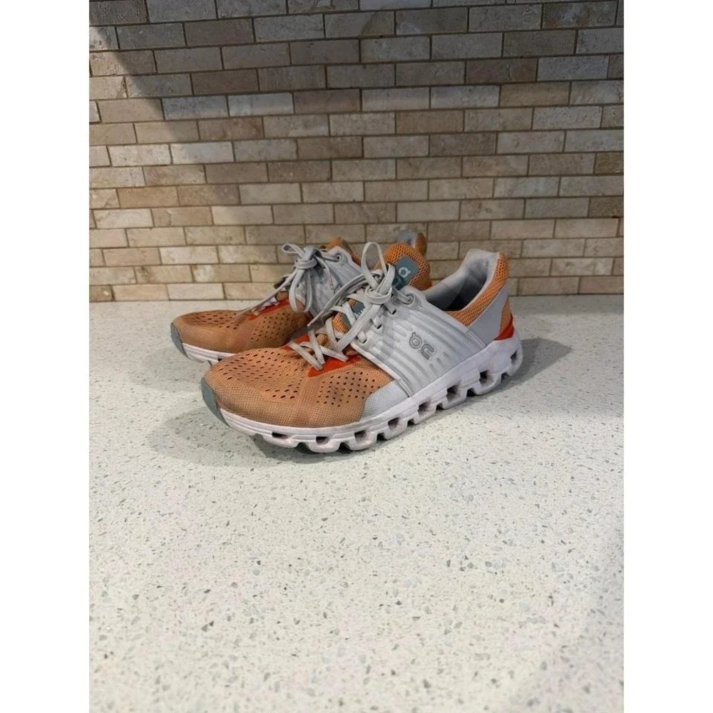 On Cloudswift Running Shoes Womens 10 Orange
